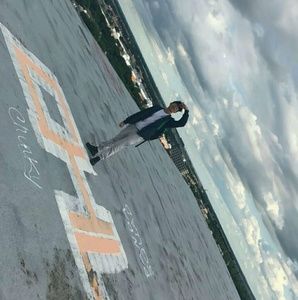 Meet your Posher, Phillip